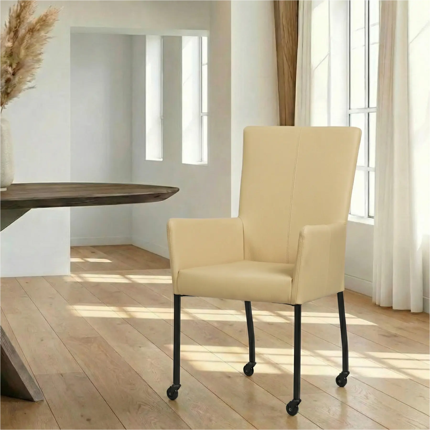 afbeelding van Leren eetkamerstoel Deal met armleuning - Toledo Kalahari (bruin) - Poten staal vierkant zwart