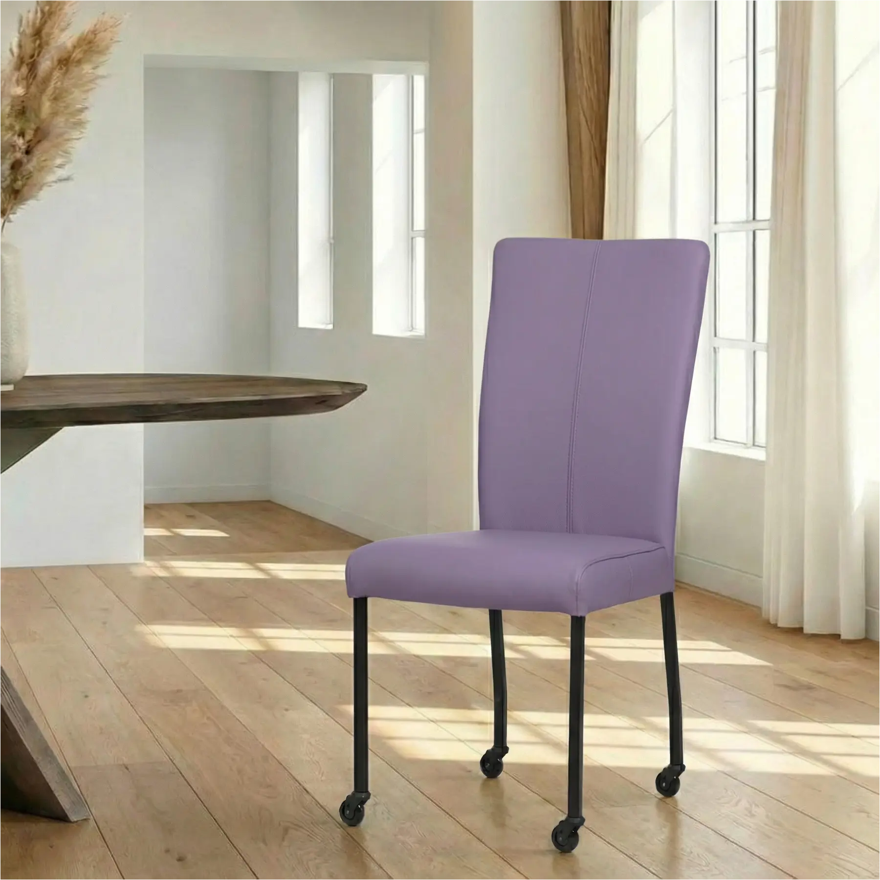 afbeelding van Leren eetkamerstoel Deal - Toledo Lila (lichtpaars) - Poten staal vierkant zwart