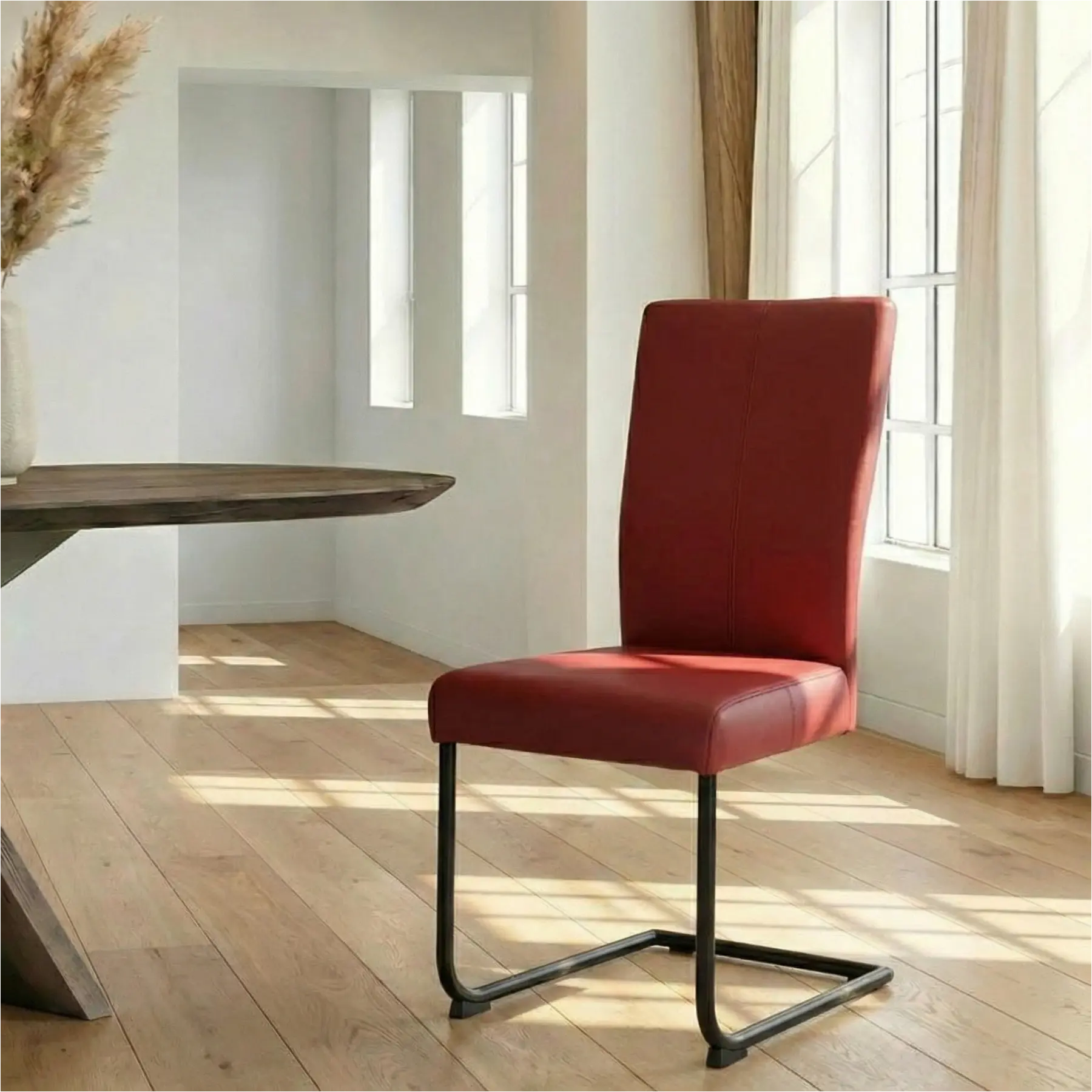 afbeelding van Leren eetkamerstoel Dry - Hermes Red (rood) - Sledepoot staal rond zwart