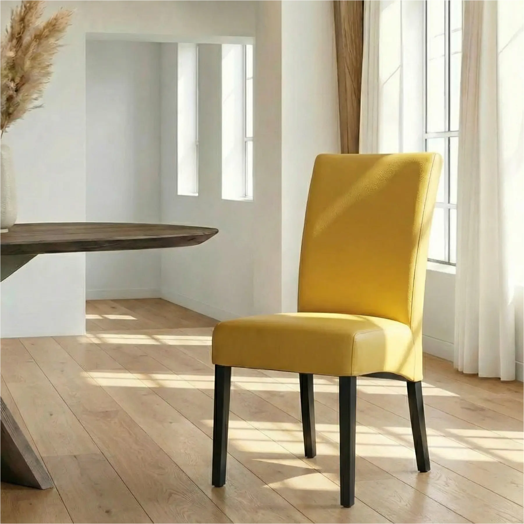 afbeelding van Leren eetkamerstoel Just - Toledo Lemon (geel) - Poten hout zwart