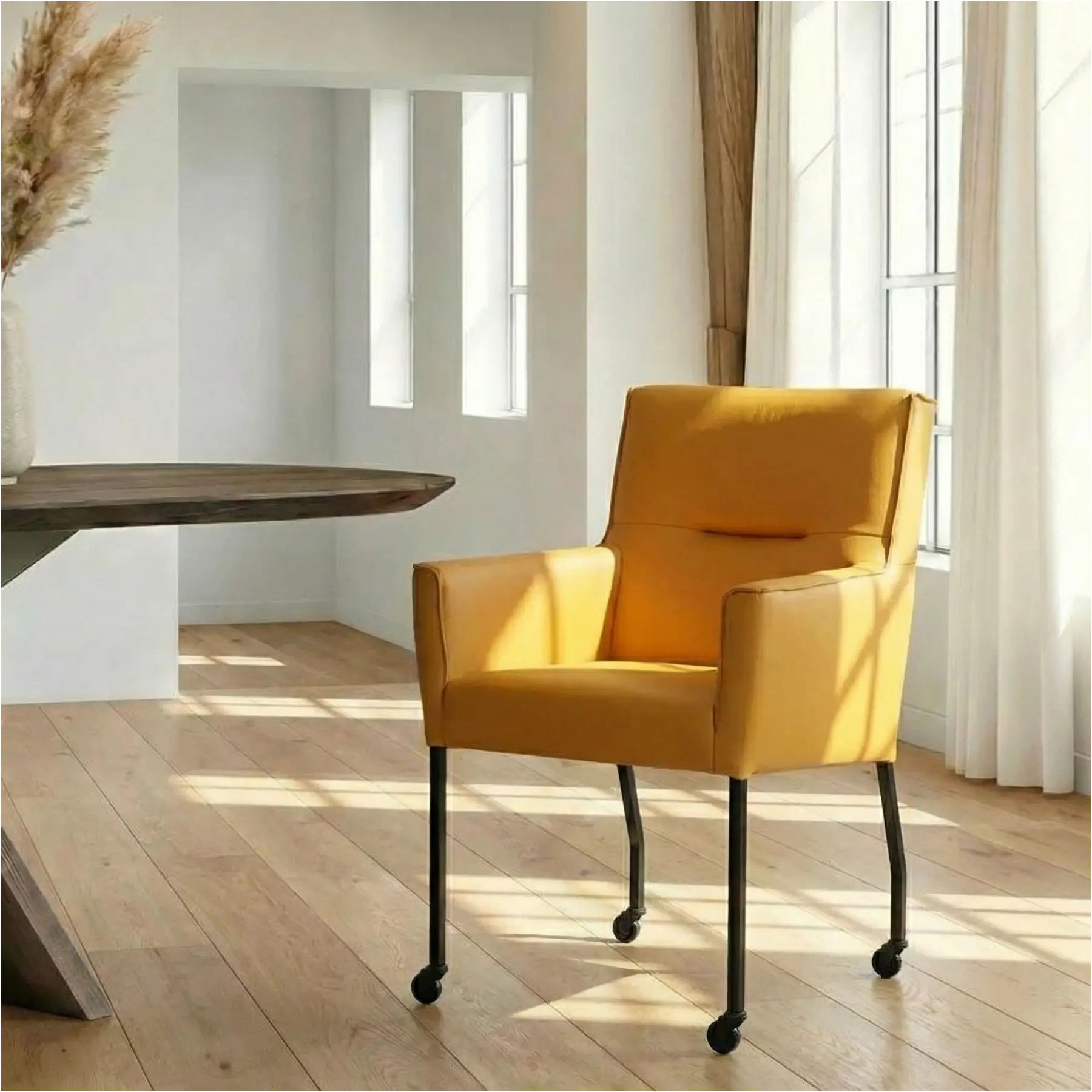 afbeelding van Leren eetkamerstoel Lucky - Toledo Leem (geel/bruin)