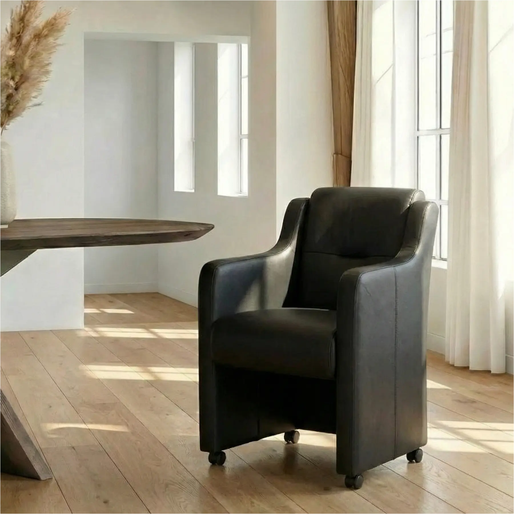 afbeelding van Leren eetkamerstoel Mass - Rancho Nero (zwart) - Zonder handgreep