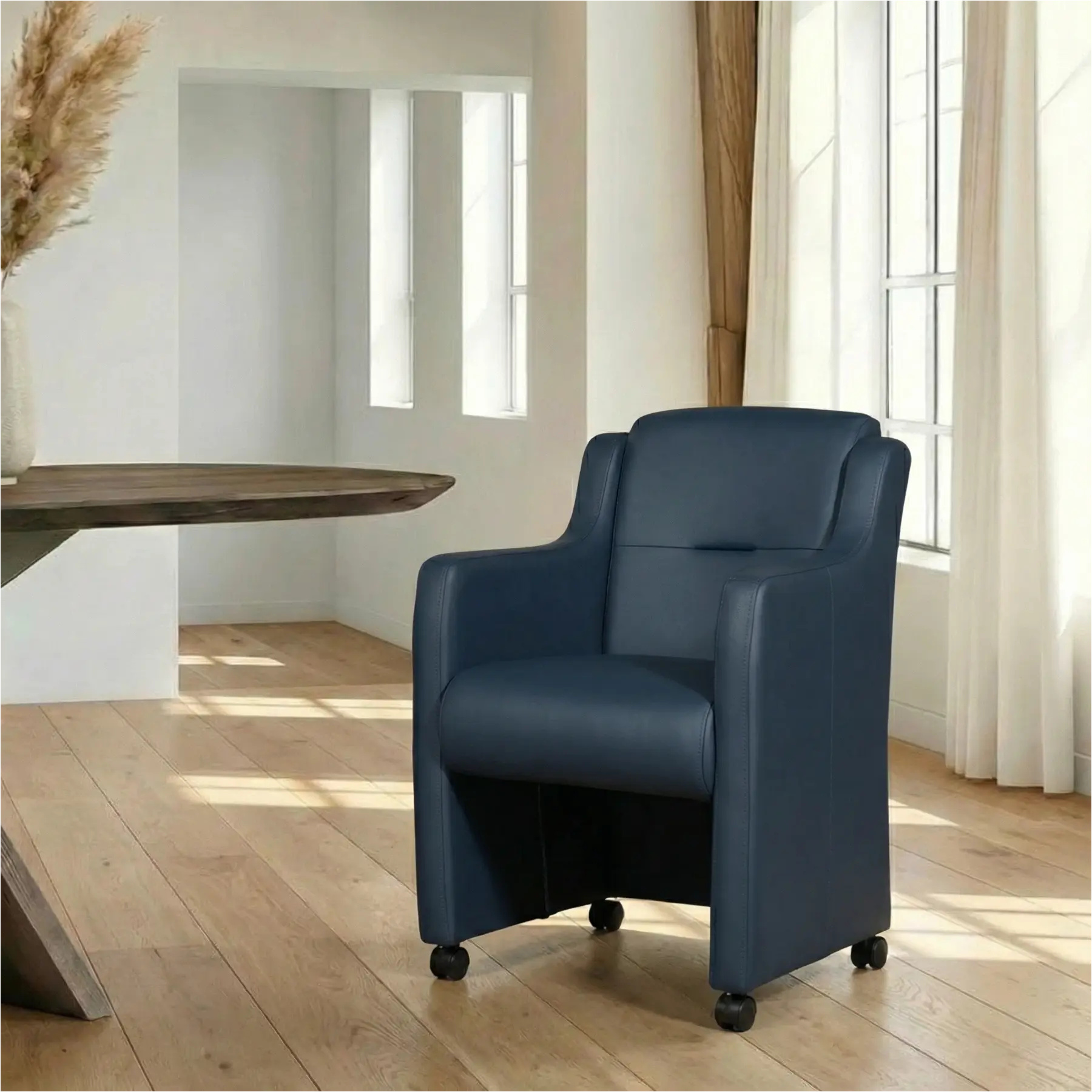 afbeelding van Leren eetkamerstoel Mass - Toledo Marine (blauw) - Zonder handgreep