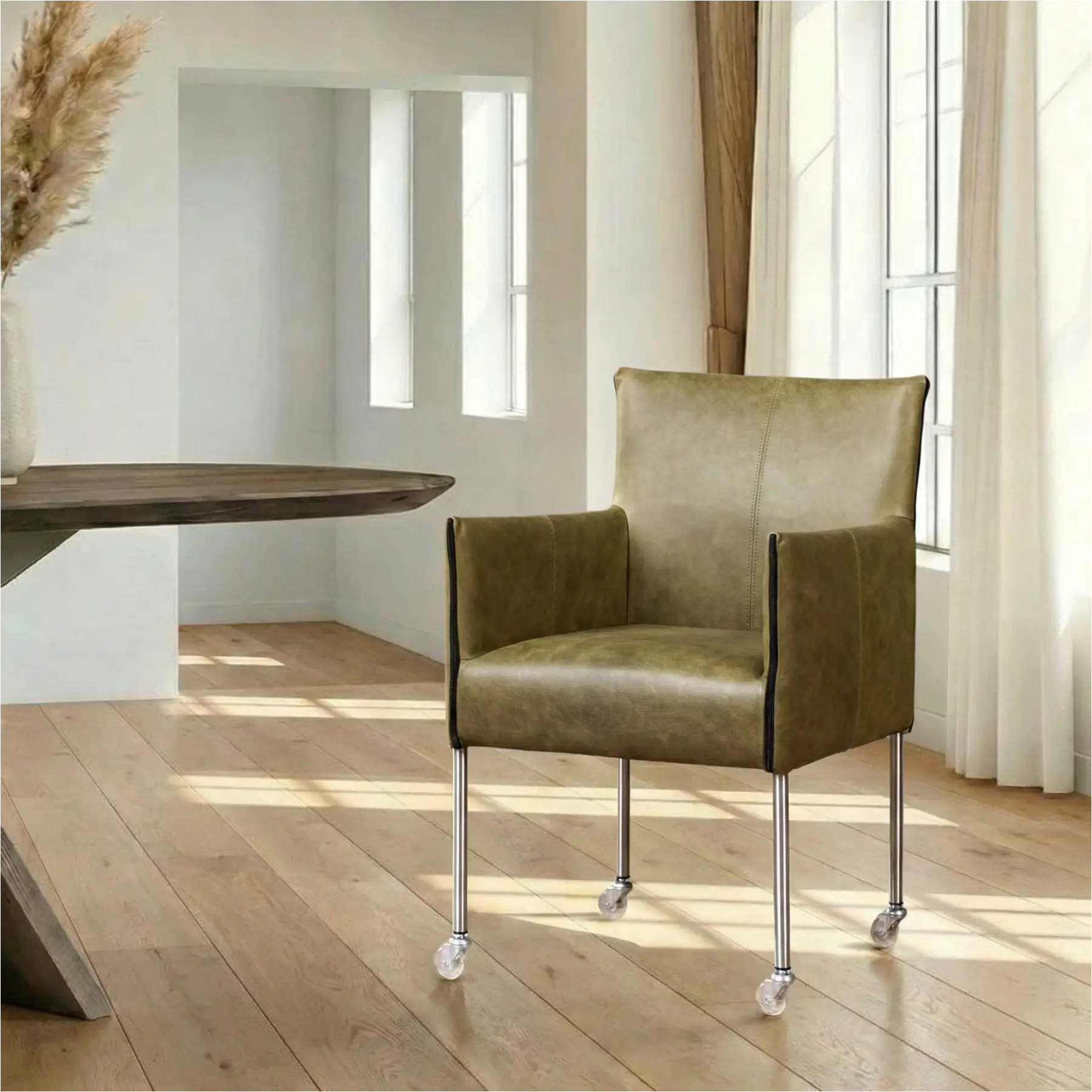 afbeelding van Leren eetkamerstoel More - Vintage Olive (olijf/groen) - Poten staal rond RVS