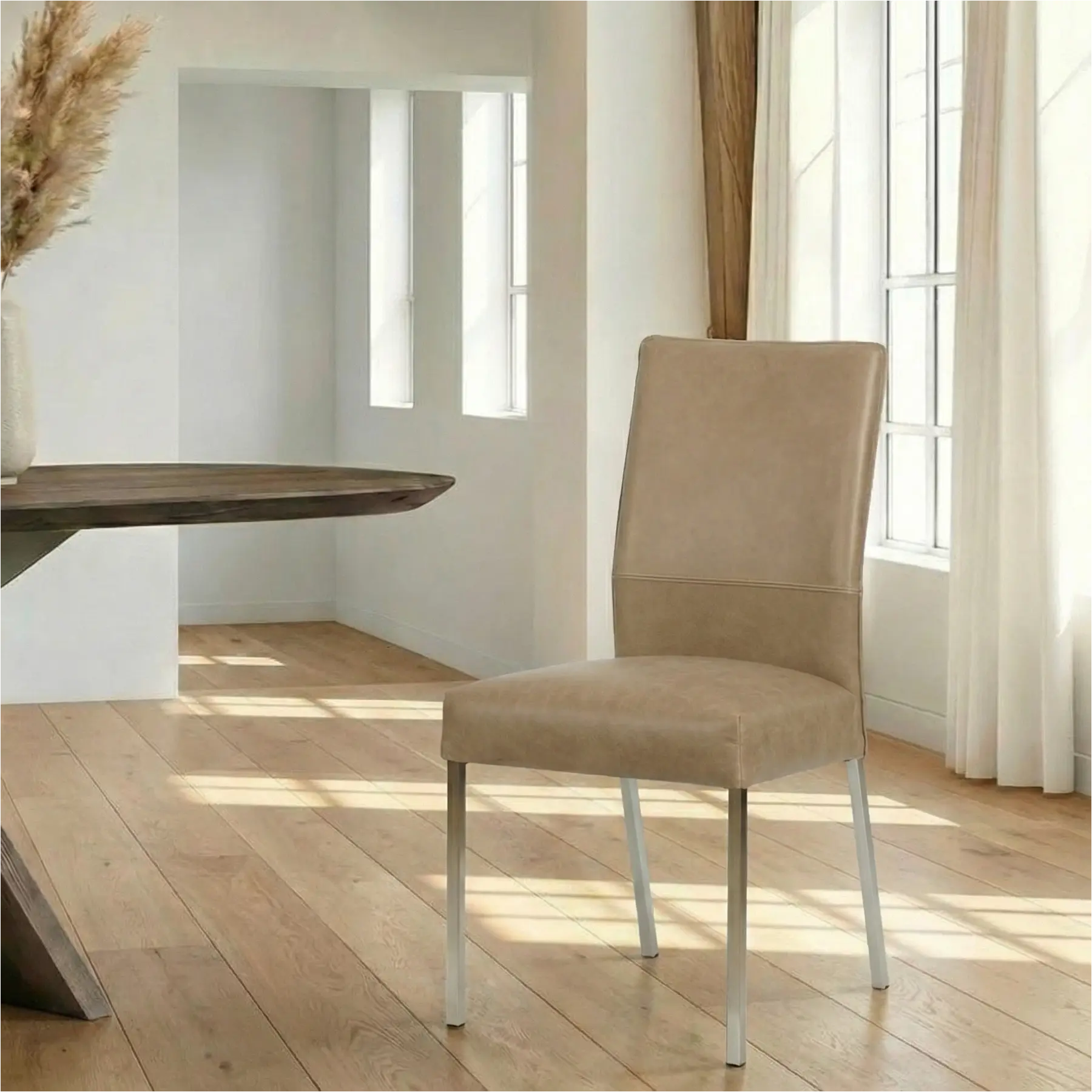 afbeelding van Leren eetkamerstoel Real