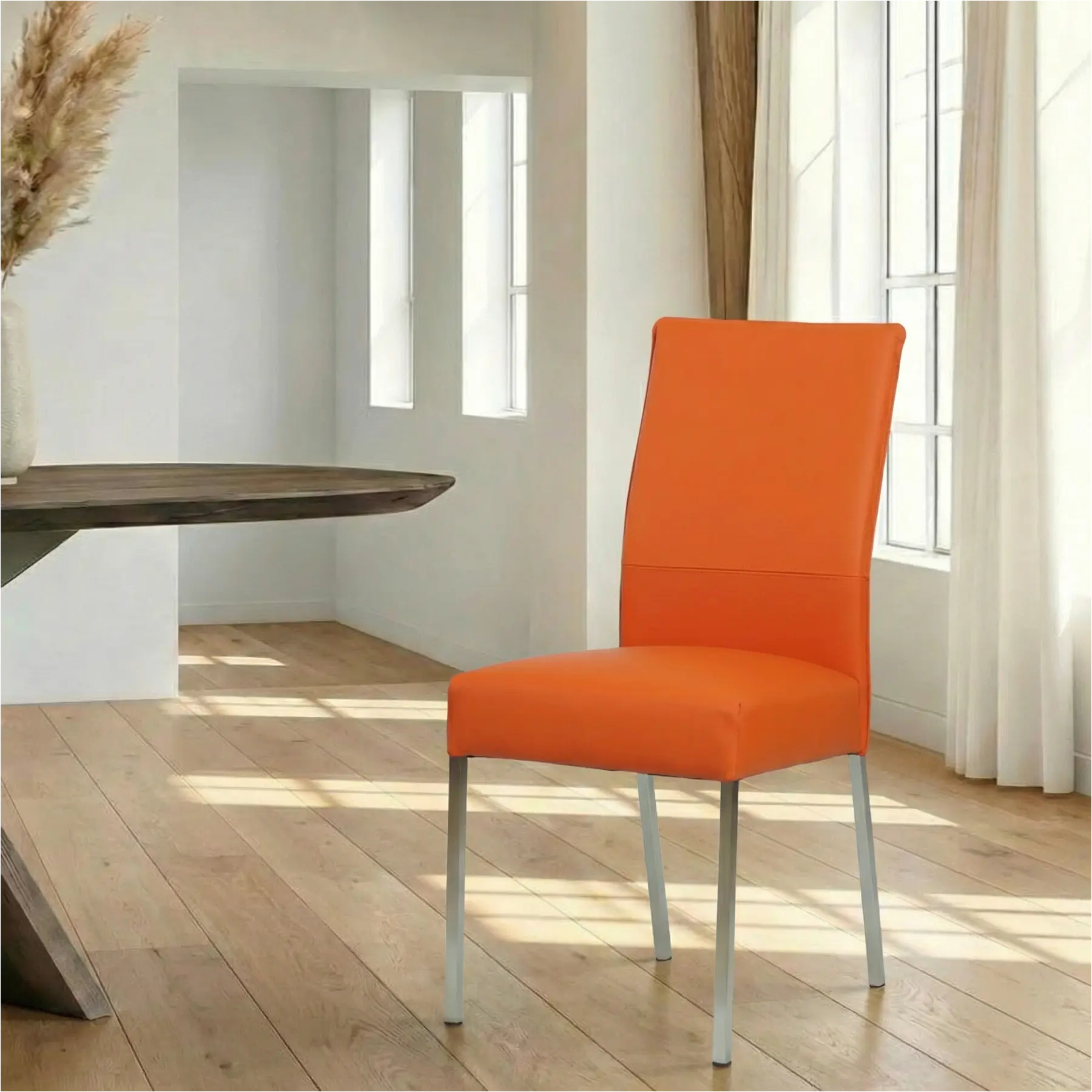 afbeelding van Leren eetkamerstoel Real - Toledo Orange (oranje) - Poten staal vierkant RVS