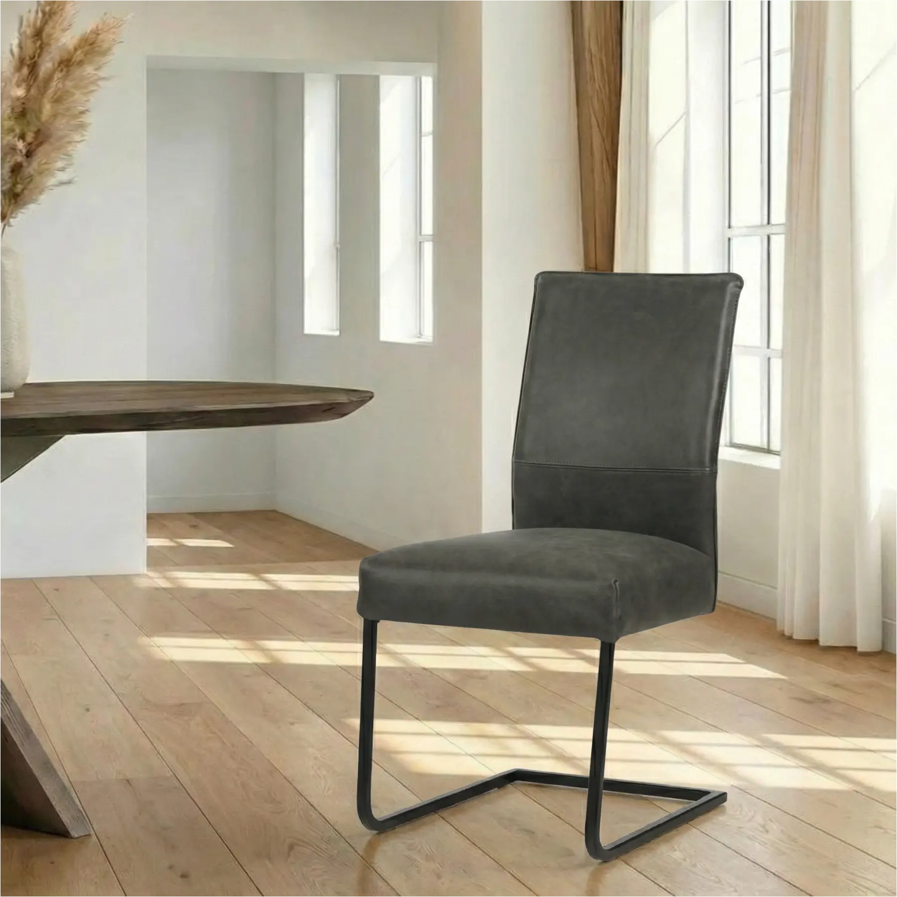 afbeelding van Leren eetkamerstoel Remix - Vintage Grey (grijs) - Sledepoot staal vierkant zwart