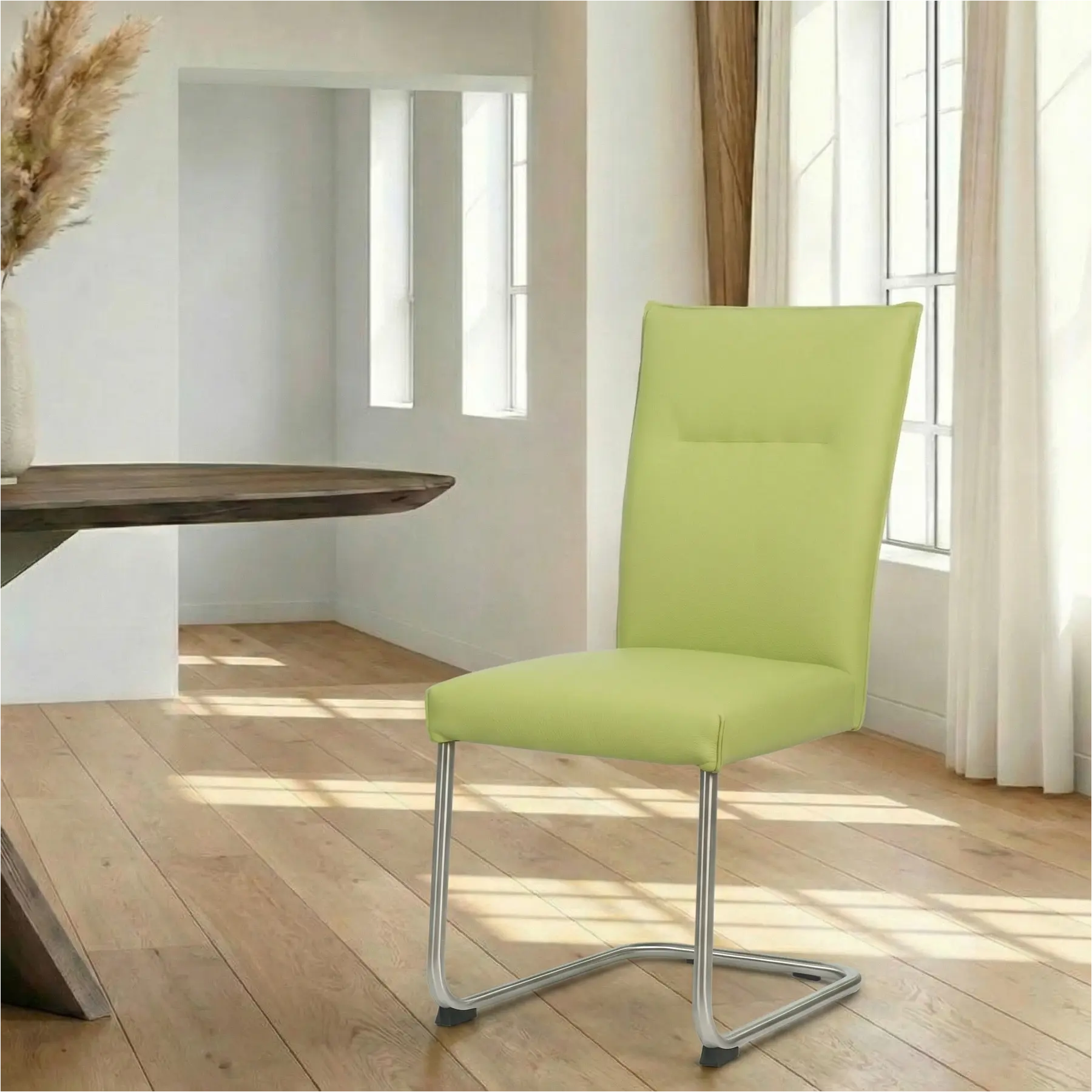 afbeelding van Leren eetkamerstoel Retro - Toledo Lime (felgroen) - Sledepoot staal rond RVS