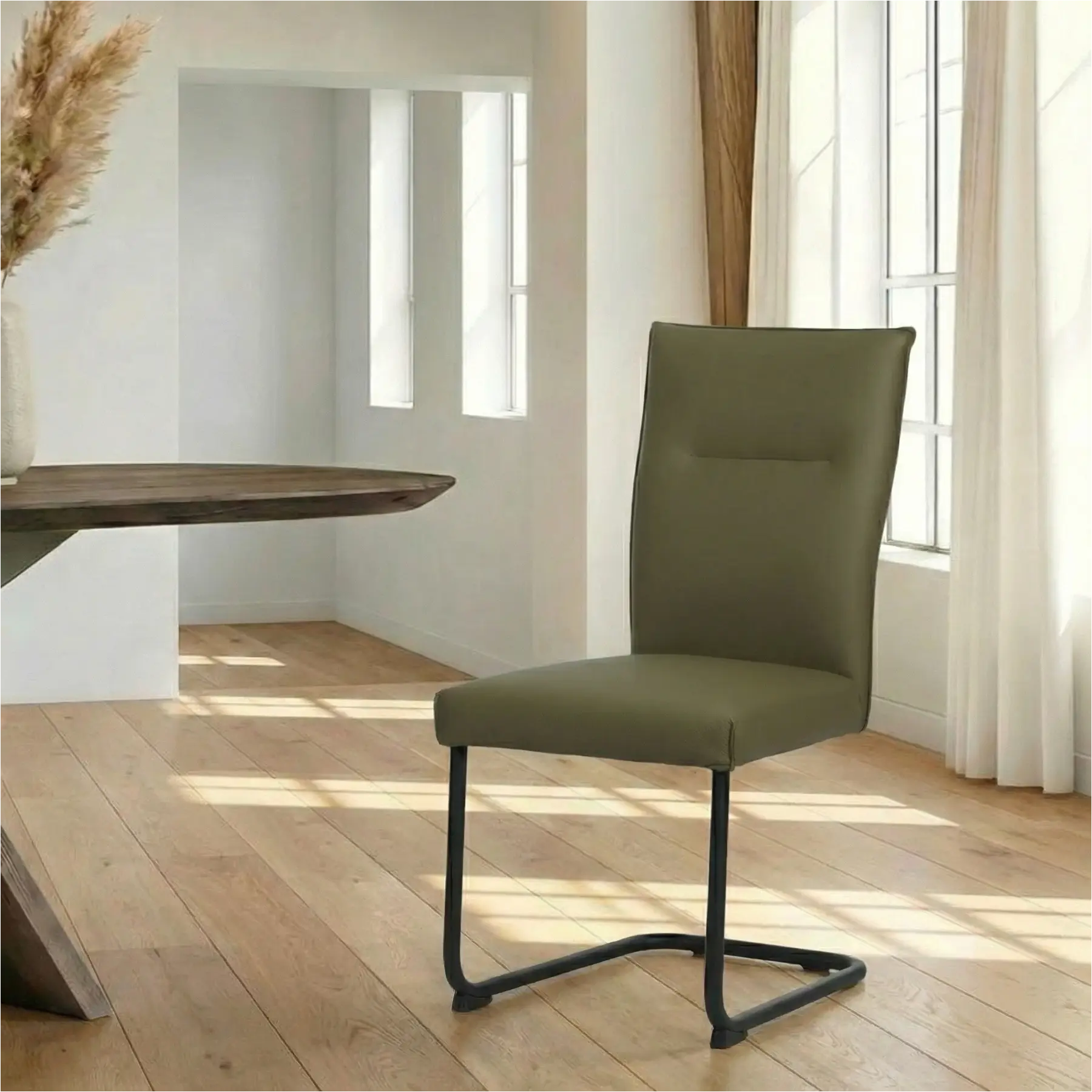 afbeelding van Leren eetkamerstoel Retro - Toledo Olive (olijf/goen) - Sledepoot staal rond zwart