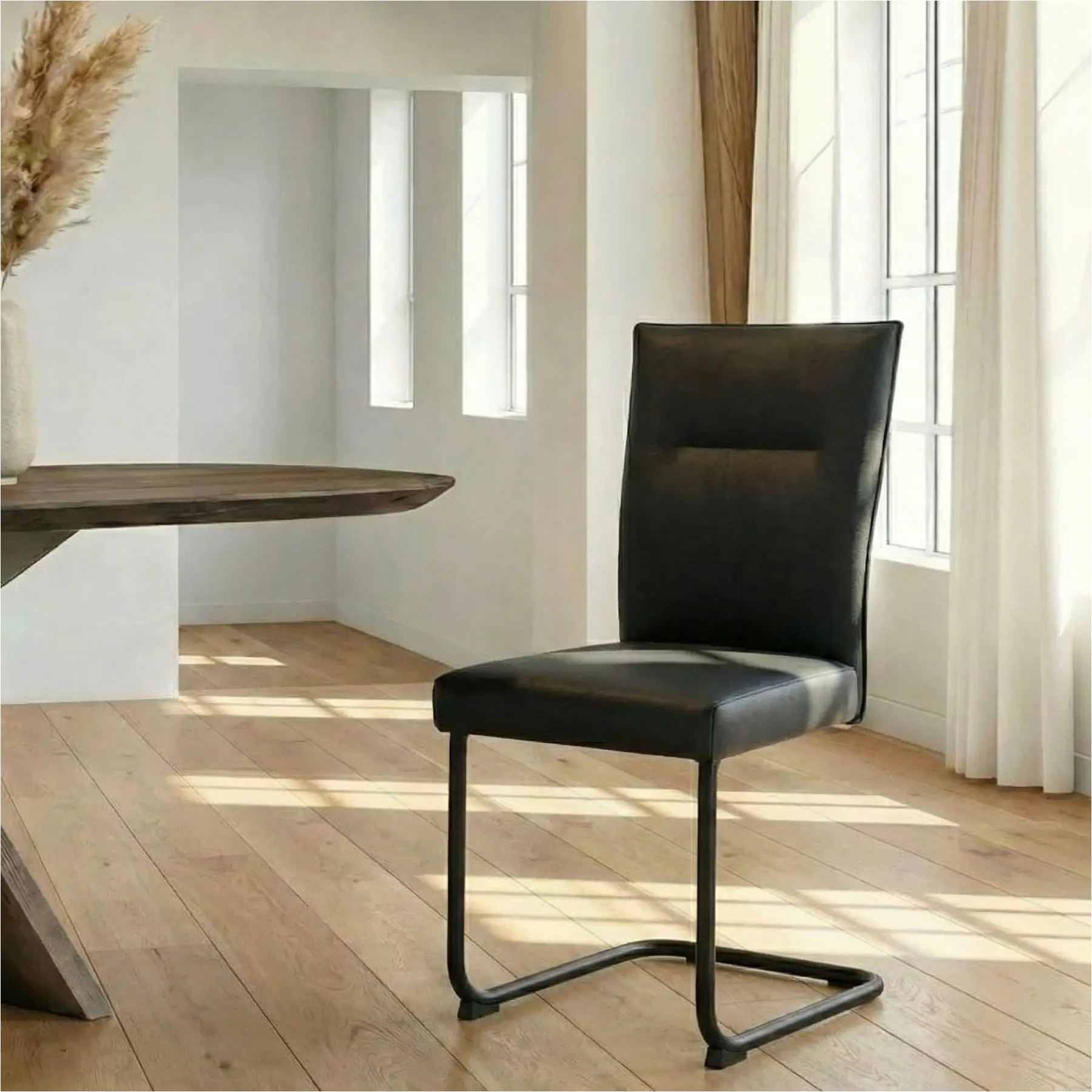 afbeelding van Leren eetkamerstoel Retro - Toledo Pacific (donkerblauw) - Sledepoot staal rond zwart