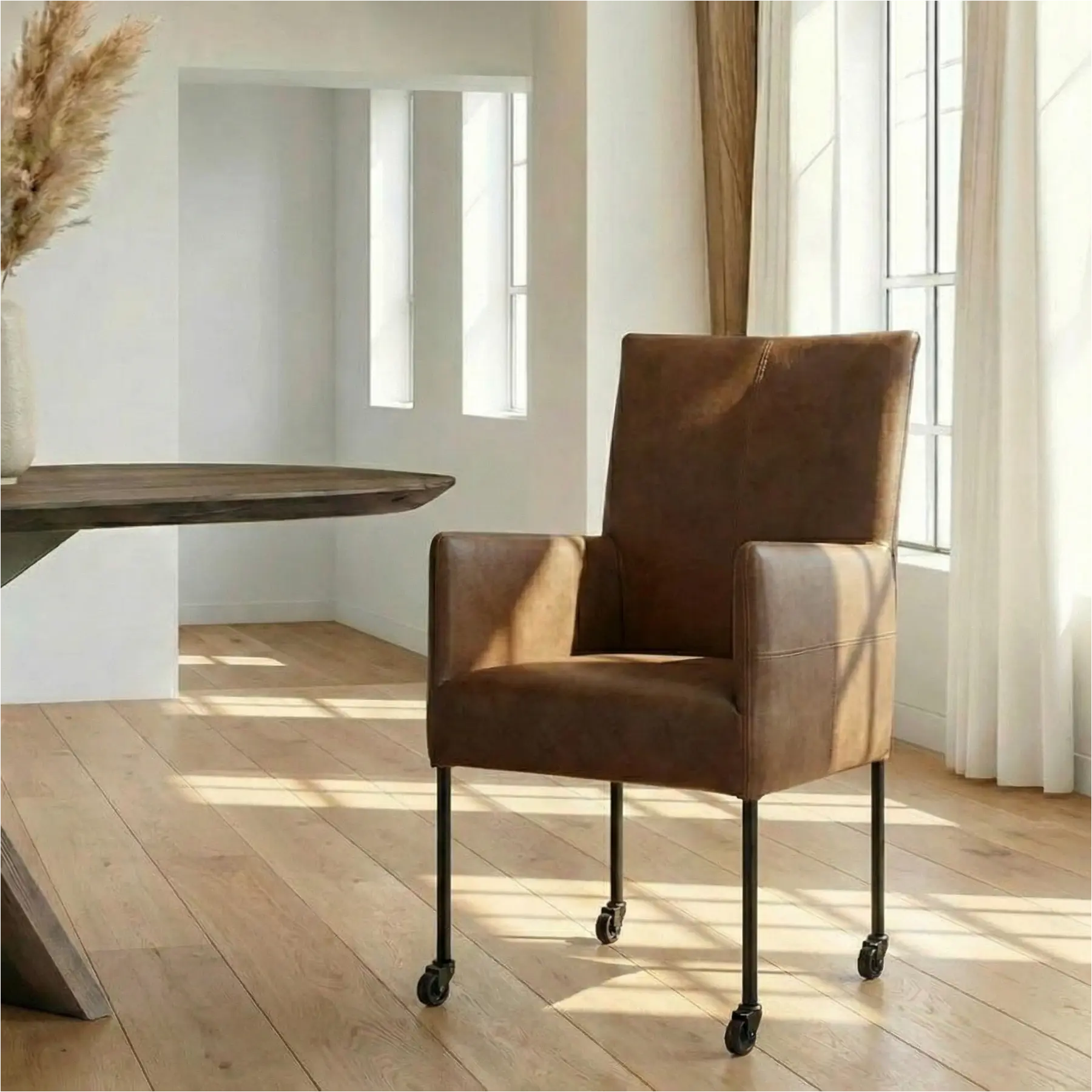 afbeelding van Leren eetkamerstoel Spark - Granada Ash (grijs/bruin) - Poten staal rond zwart