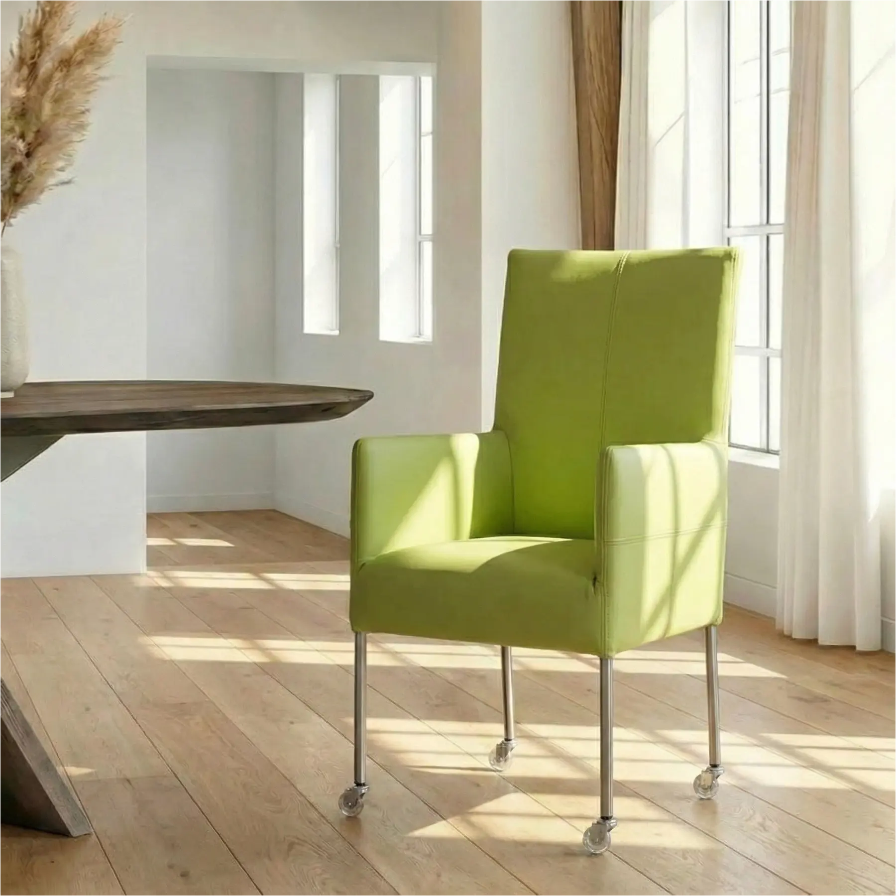 afbeelding van Leren eetkamerstoel Spark - Hermes Lime (felgroen) - Poten staal rond RVS