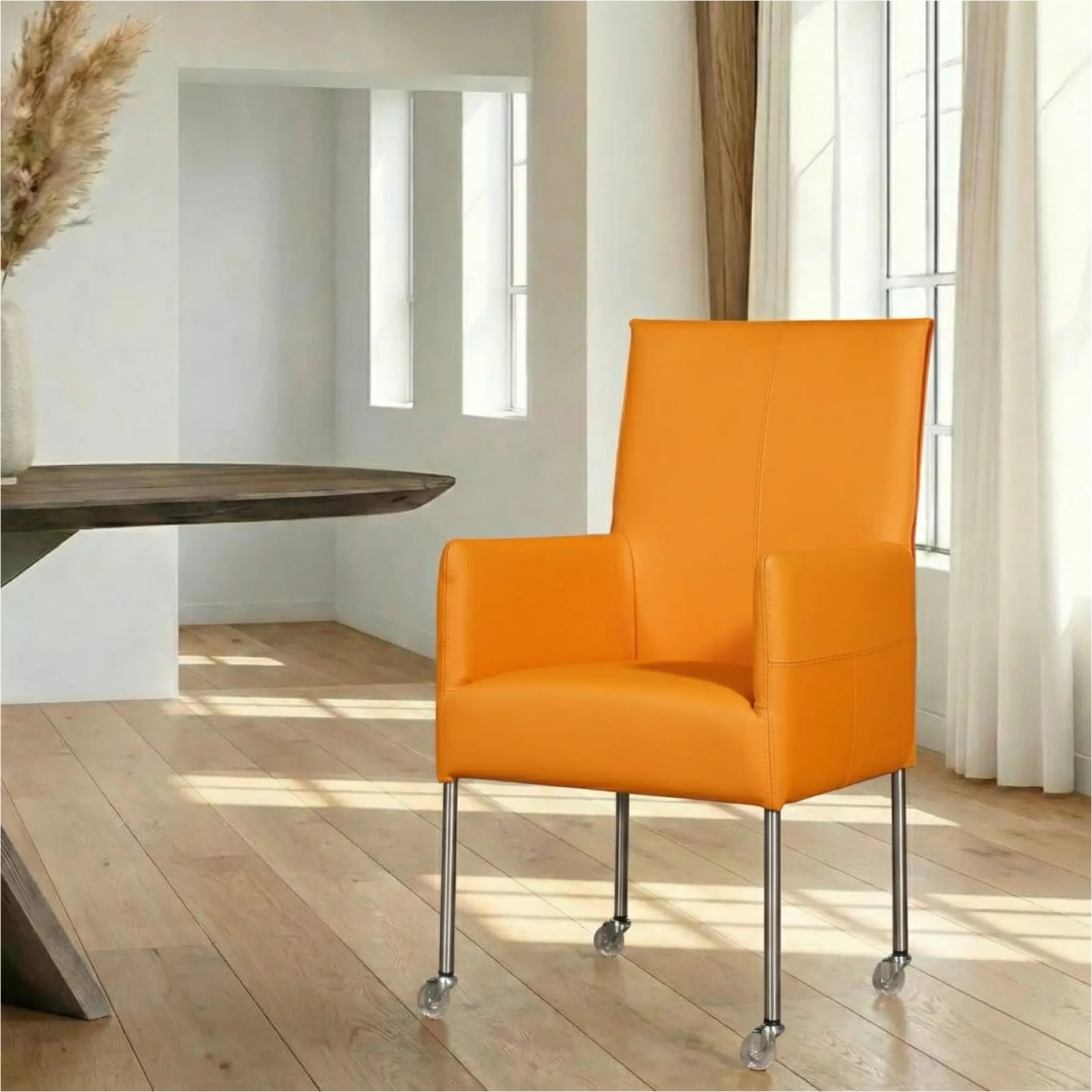 afbeelding van Leren eetkamerstoel Spark - Toledo Mandarin (oranje) - Poten staal rond RVS