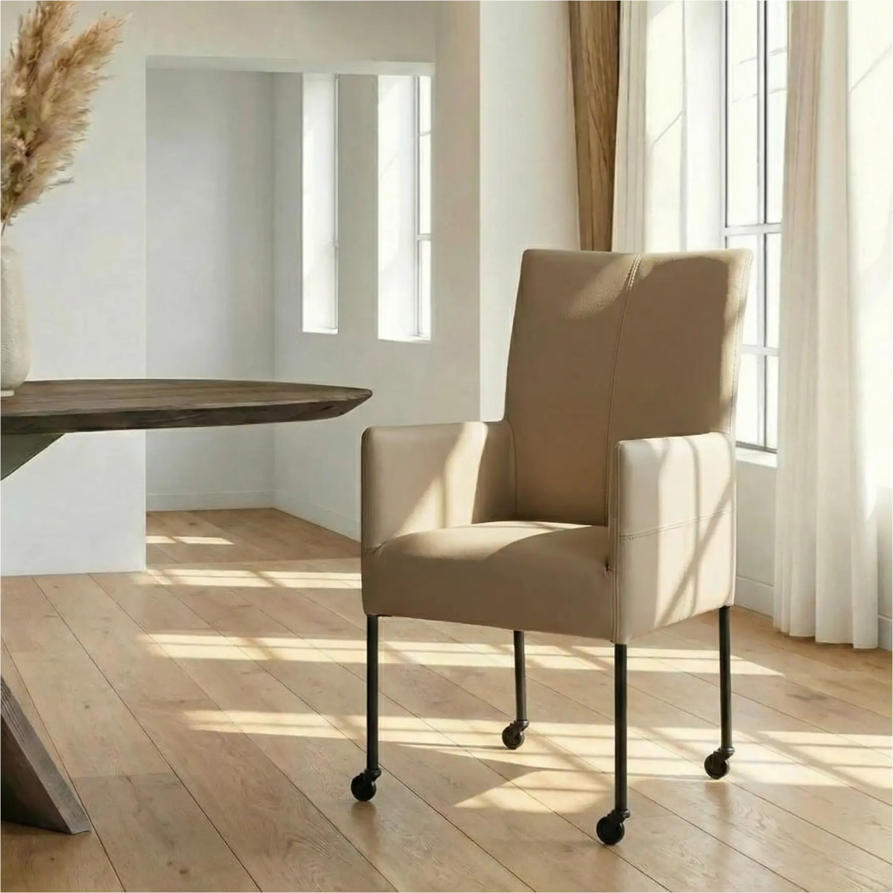 afbeelding van Leren eetkamerstoel Spark - Toledo Mocca (taupe/bruin) - Poten staal rond zwart