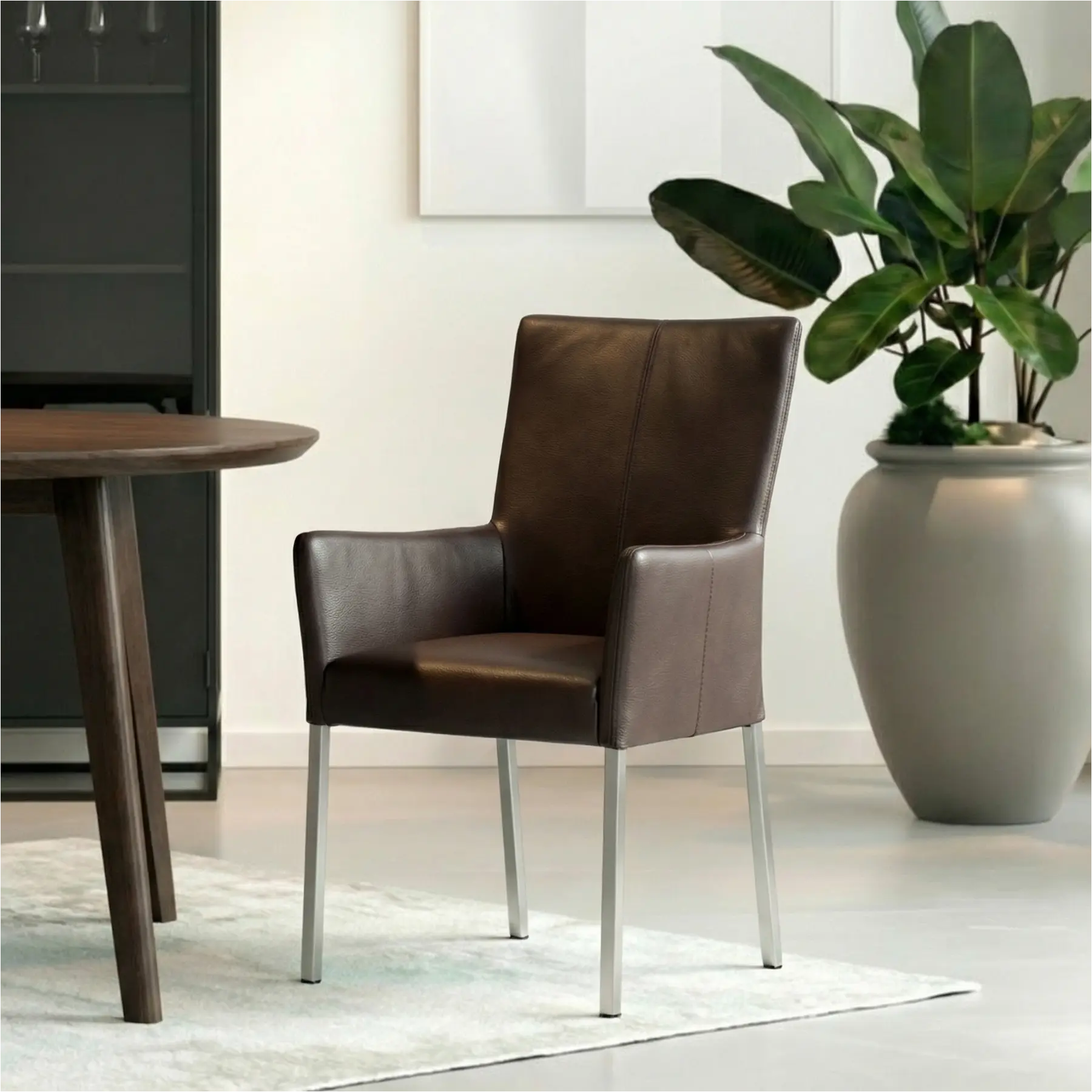 afbeelding van Set van 10 Leren eetkamerstoelen Daily met armleuning - Granada Ebony (donkerbruin) - Poten staal vierkant RVS