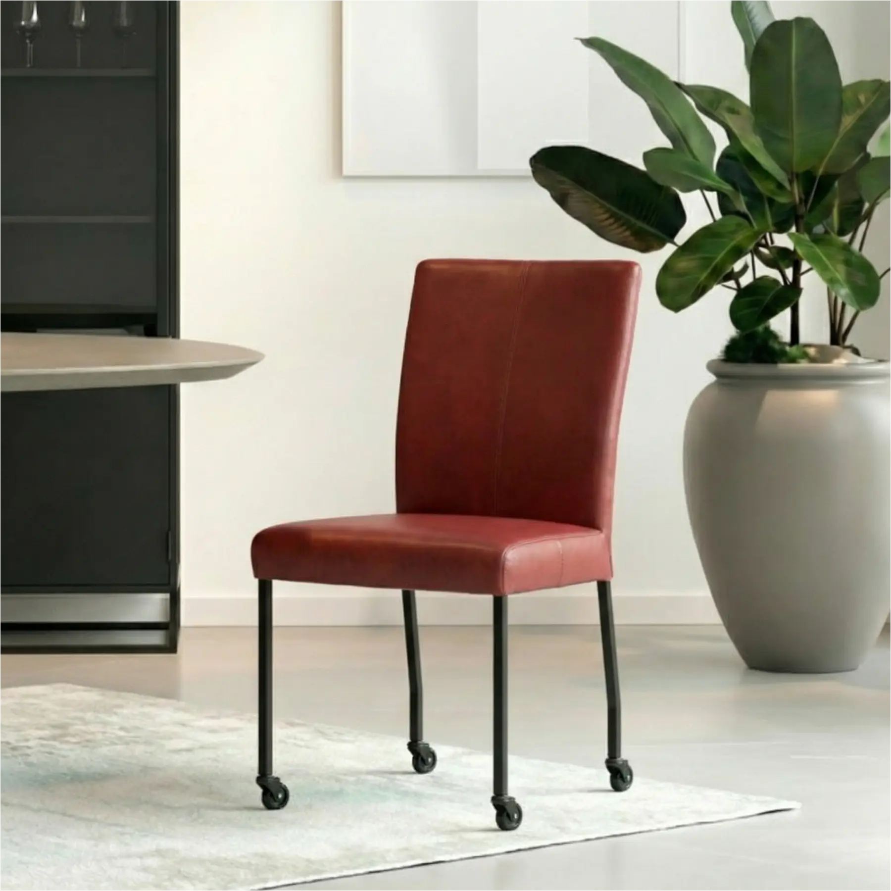 afbeelding van Set van 10 Leren eetkamerstoelen Deal - Granada Rouge (rood) - Poten staal vierkant zwart