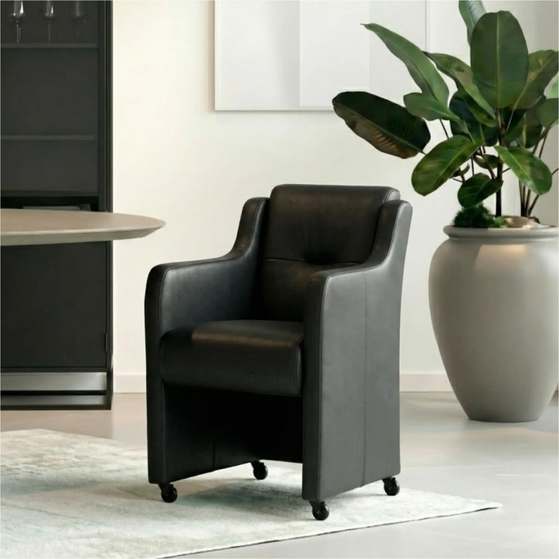 afbeelding van Set van 10 Leren eetkamerstoelen Mass - Rancho Nero (zwart) - Met handgreep RVS