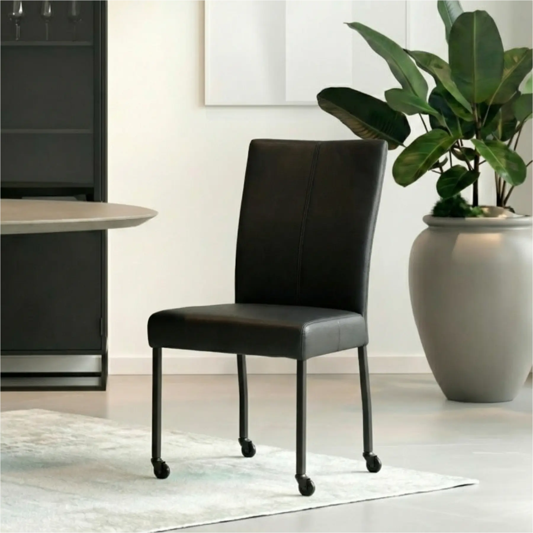 afbeelding van Set van 6 Leren eetkamerstoelen Deal - Hermes Nero (zwart) - Poten staal vierkant zwart