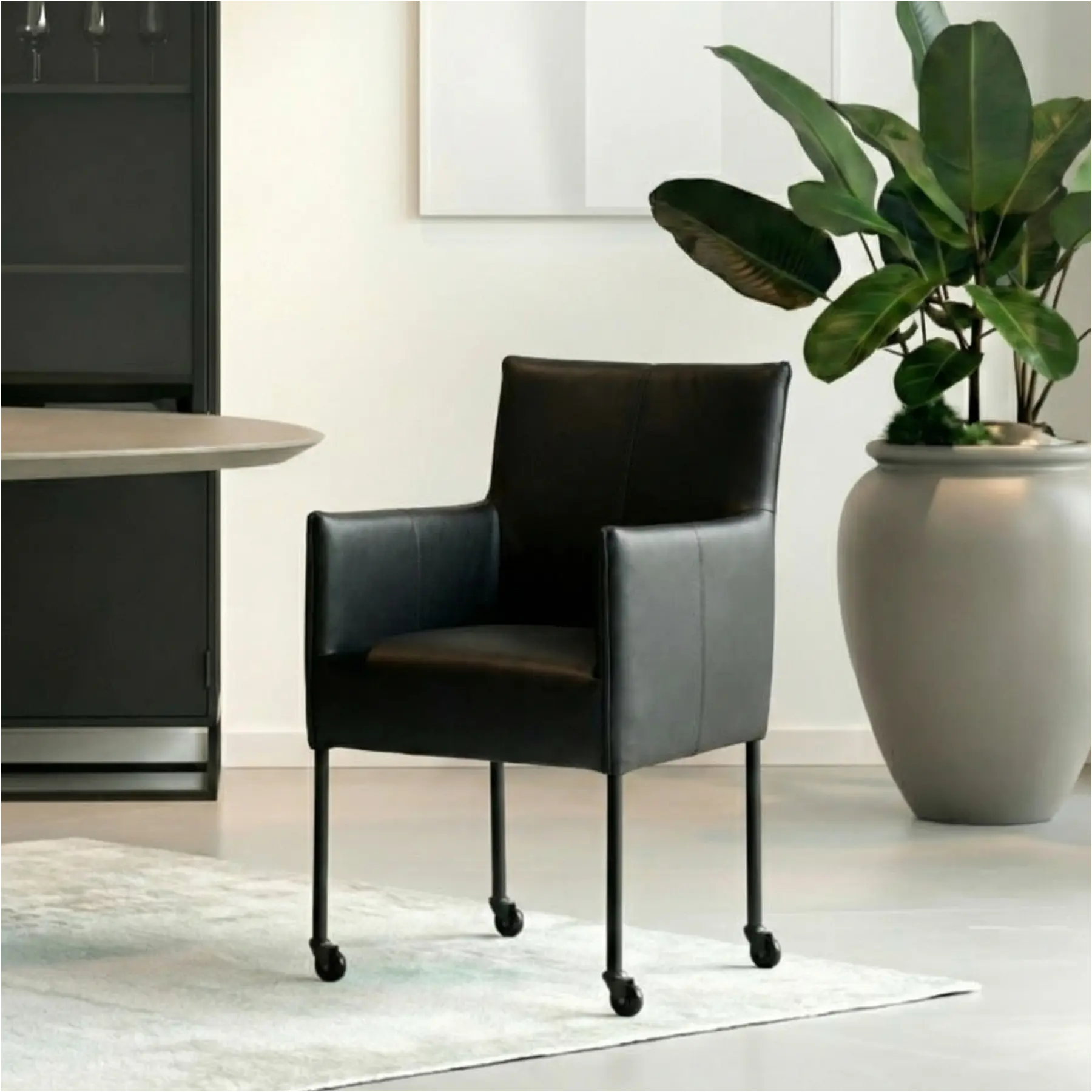 afbeelding van Set van 6 Leren eetkamerstoelen More - Rancho Nero (zwart) - Poten staal rond zwart