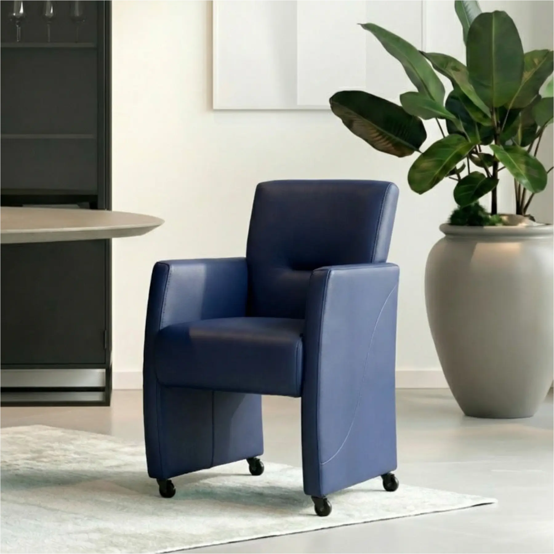 afbeelding van Set van 6 Leren eetkamerstoelen Pleasure - Toledo Kobalt (blauw) - Met handgreep RVS