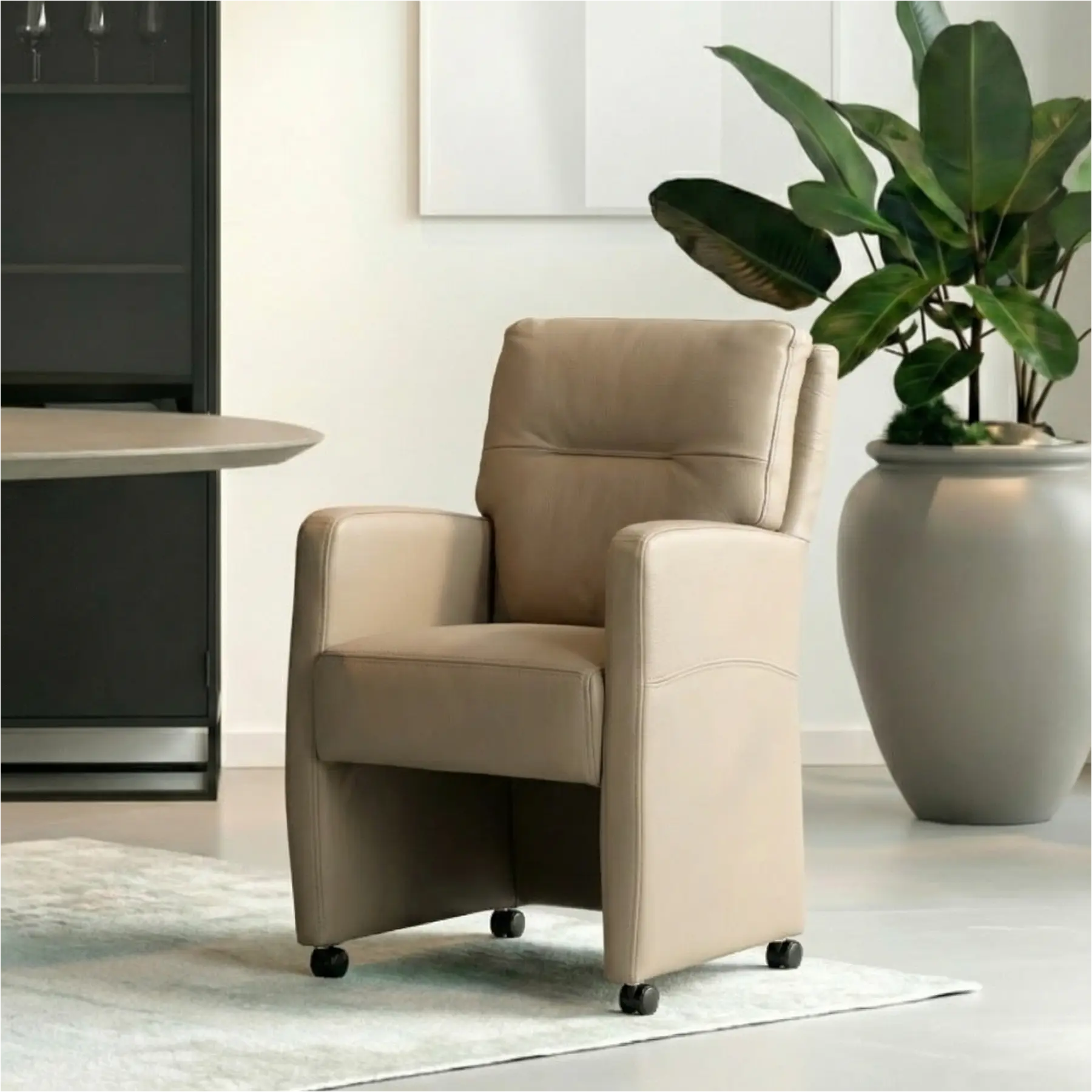 afbeelding van Set van 6 Leren eetkamerstoelen Sharp - Toledo Mocca (taupe/bruin) - Met handgreep RVS