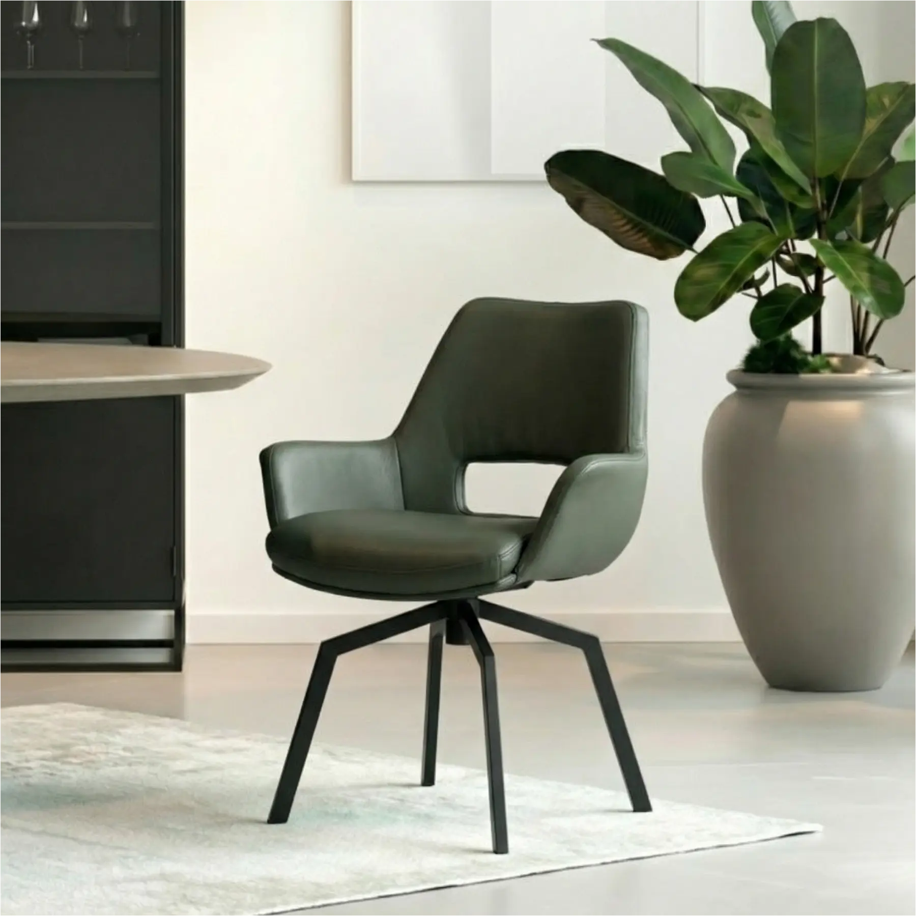 afbeelding van Set van 8 Leren draaibare eetkamerstoelen Zippy - Toledo Verde (donkergroen) - Spinpoot staal vierkant zwart