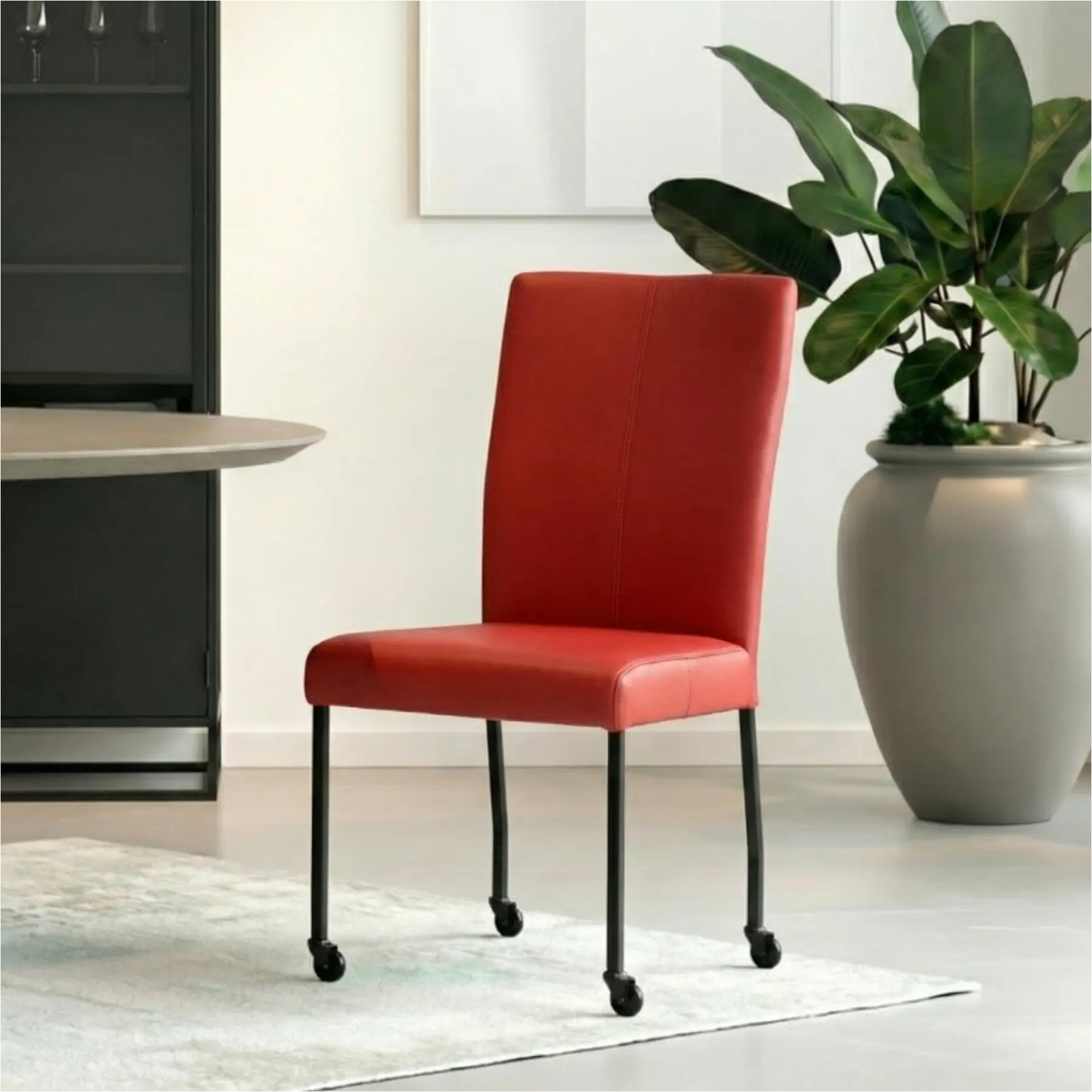 afbeelding van Set van 8 Leren eetkamerstoelen Deal - Toledo Ducati (rood) - Poten staal vierkant zwart