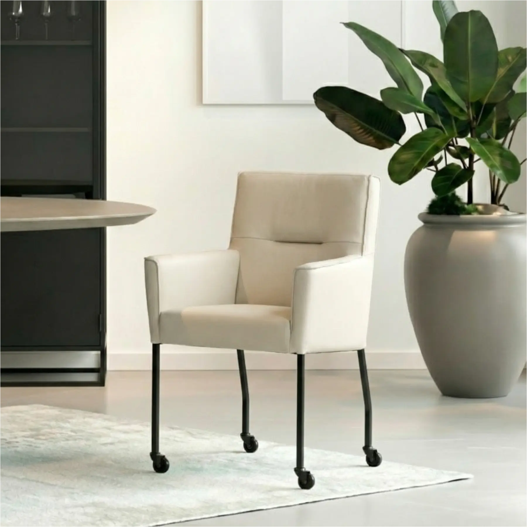 afbeelding van Set van 8 Leren eetkamerstoelen Lucky - Toledo Misty (crème)