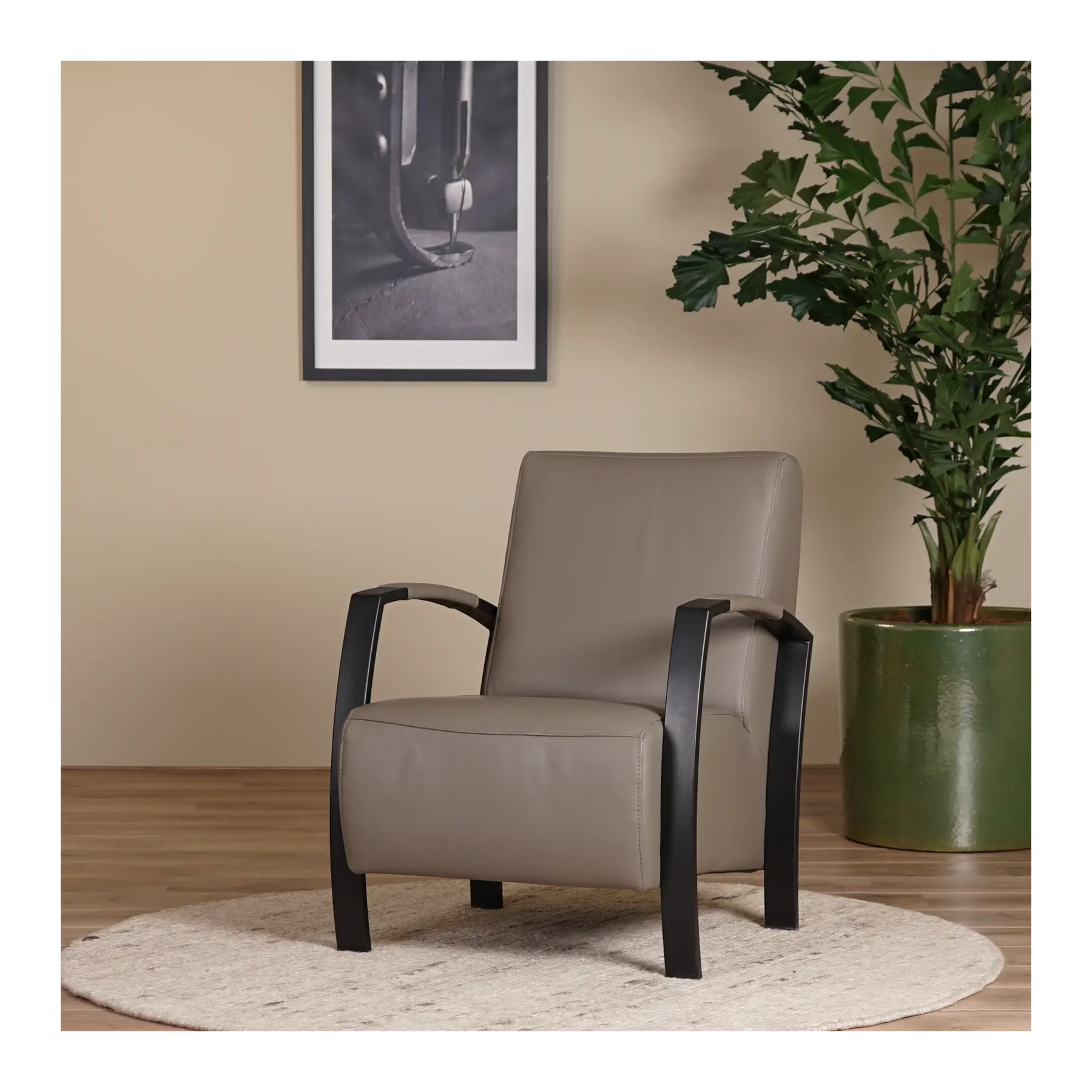 afbeelding van Leren fauteuil Glory