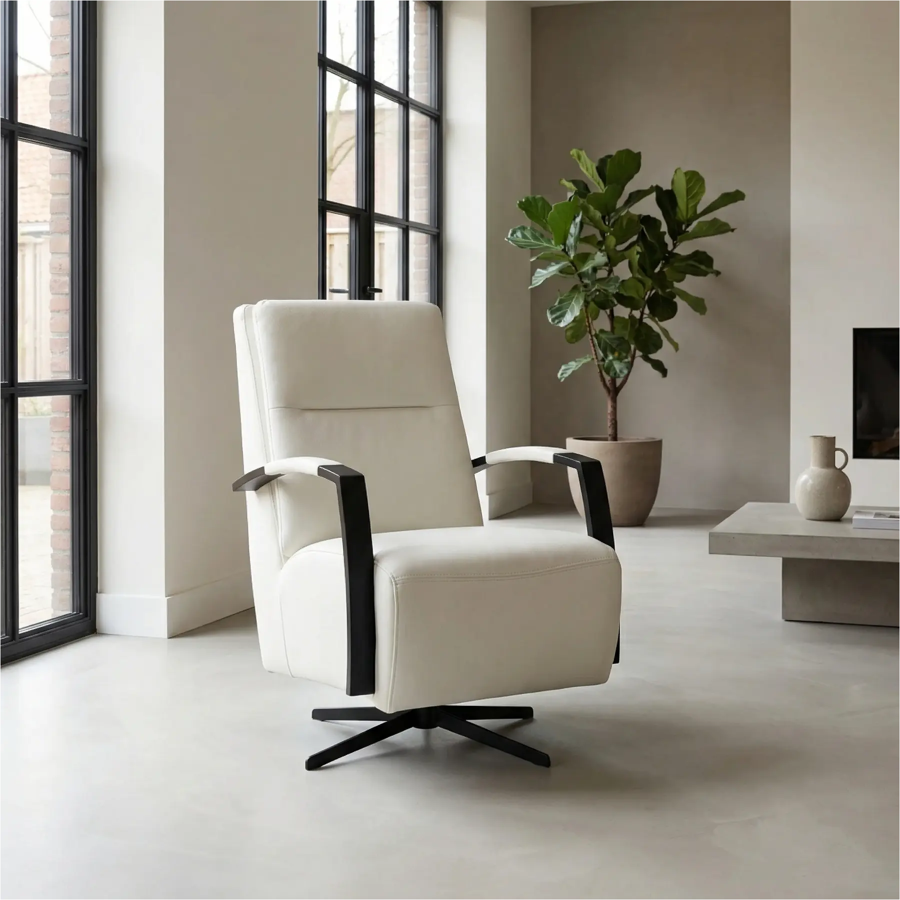afbeelding van Leren draaifauteuil Award - Toledo Bianco (gebroken wit) - Stervoet zwart