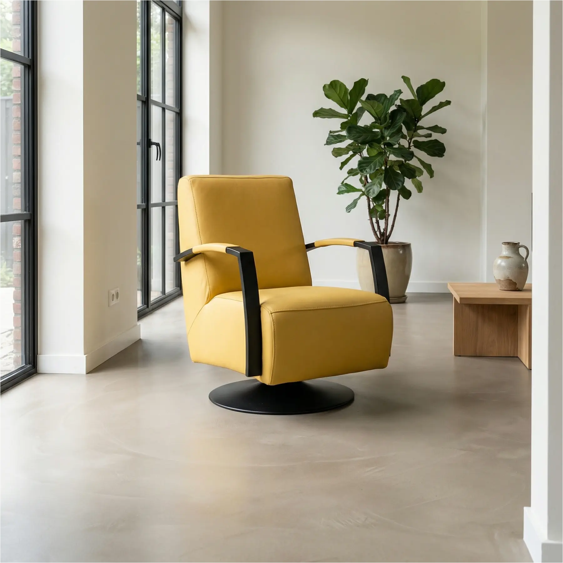 afbeelding van Leren draaifauteuil Mood - Toledo Giallo (geel) - Schotelvoet zwart