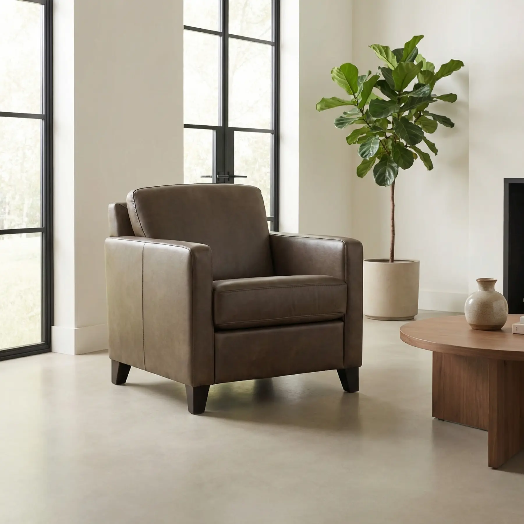 afbeelding van Leren fauteuil Smart - Granada Ash (grijs/bruin) - Poten hout zwart