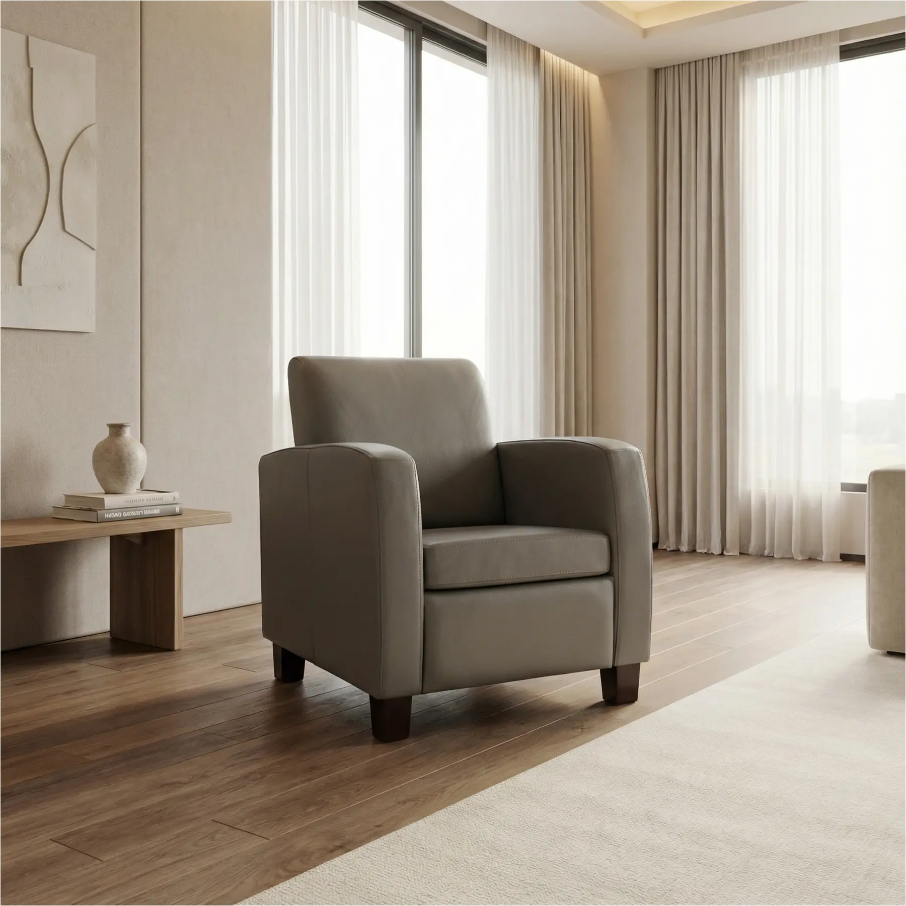 afbeelding van Leren fauteuil Joy - Toledo Smog (grijs) - Poten hout bruin