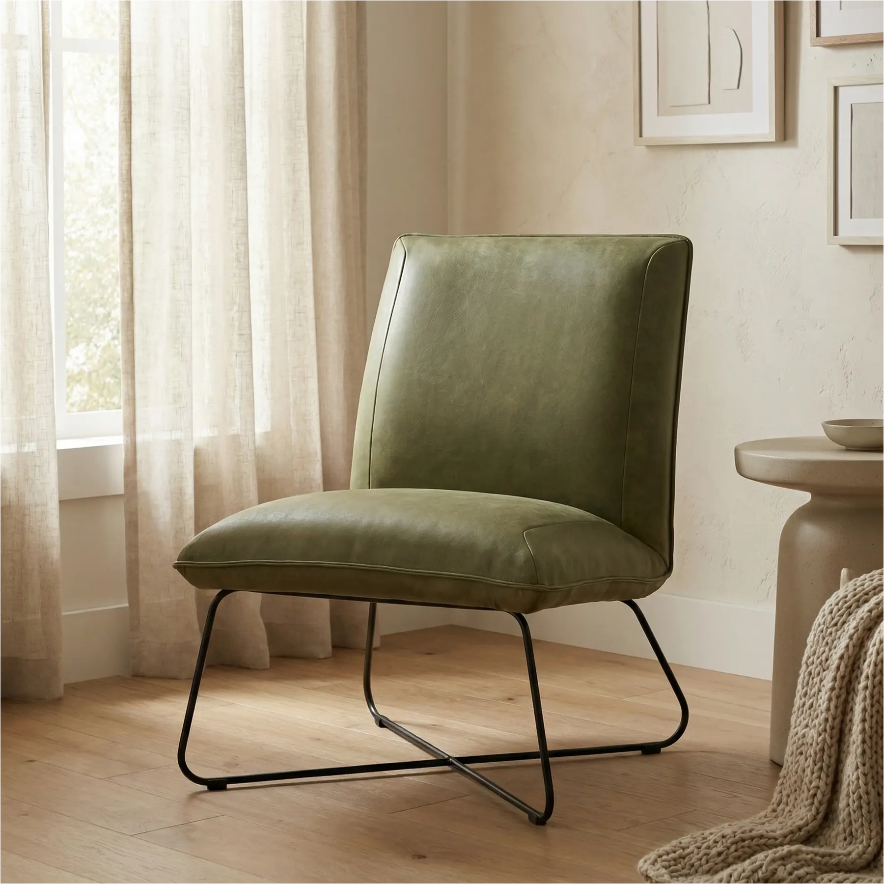 afbeelding van Leren fauteuil Less - Kenia Olive (olijf)