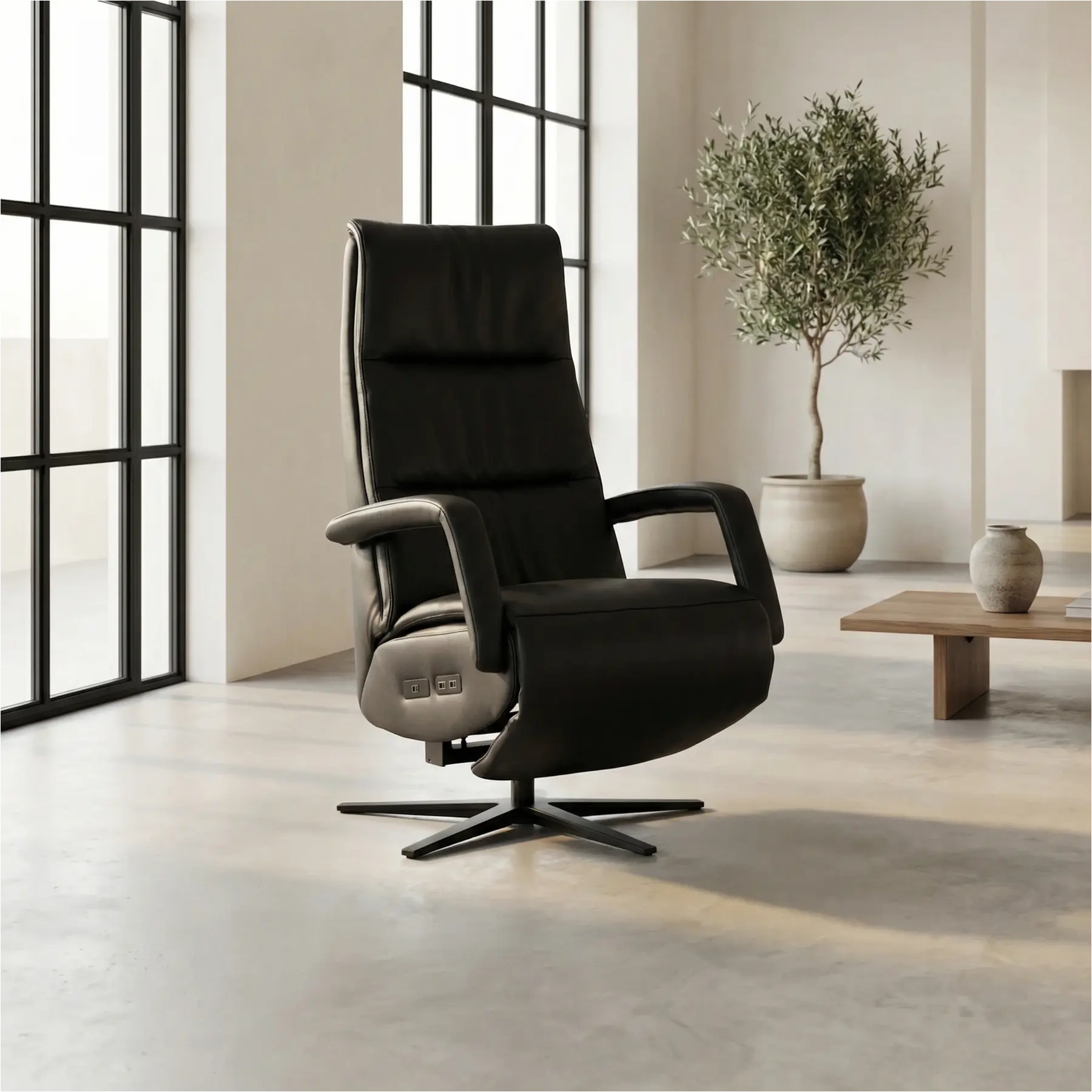 afbeelding van Leren elektrisch relaxfauteuil Calm - Massif Nero (zwart) - large - stervoet zwart (breed)
