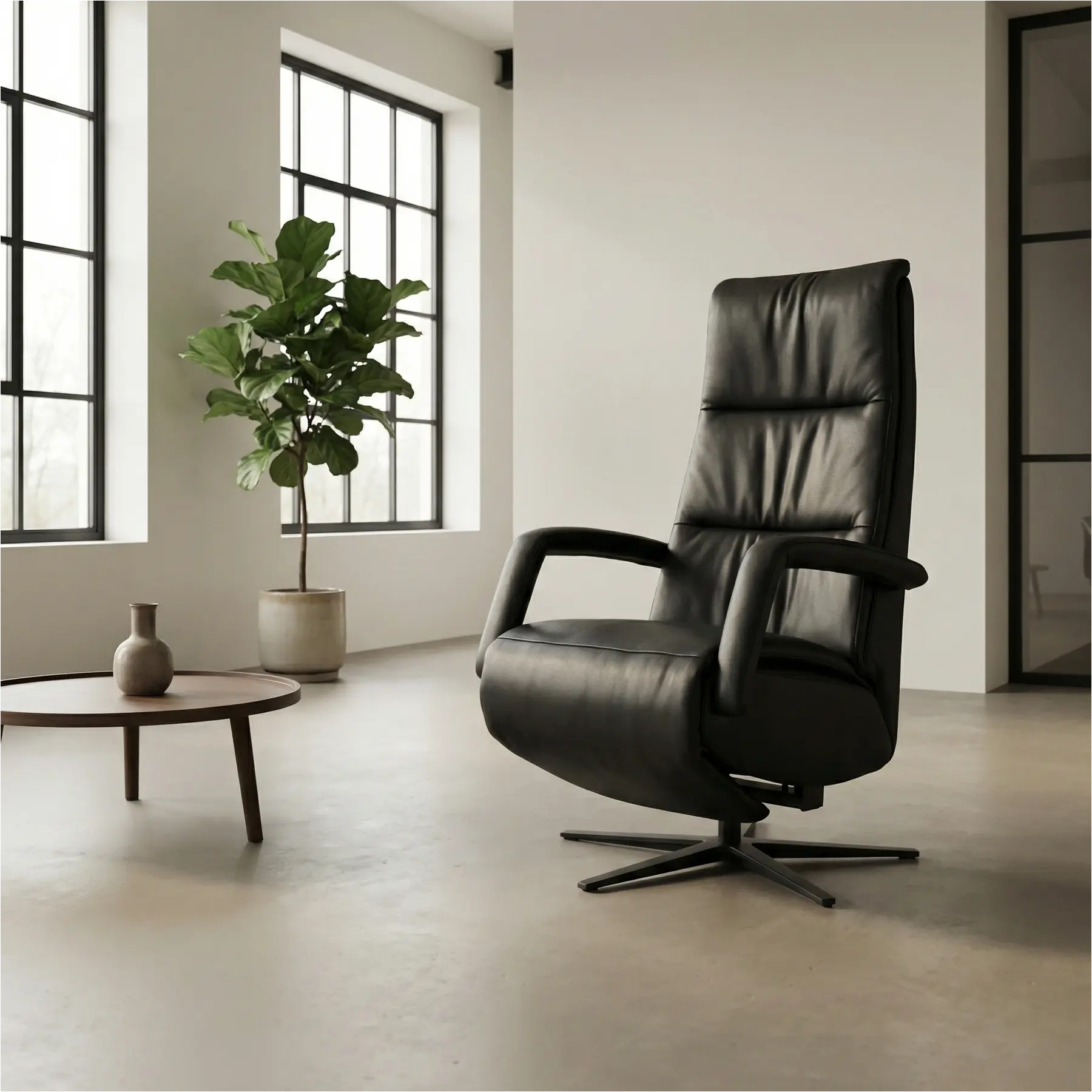afbeelding van Leren elektrisch relaxfauteuil Calm - Massif Nero (zwart) - medium - stervoet zwart (breed)