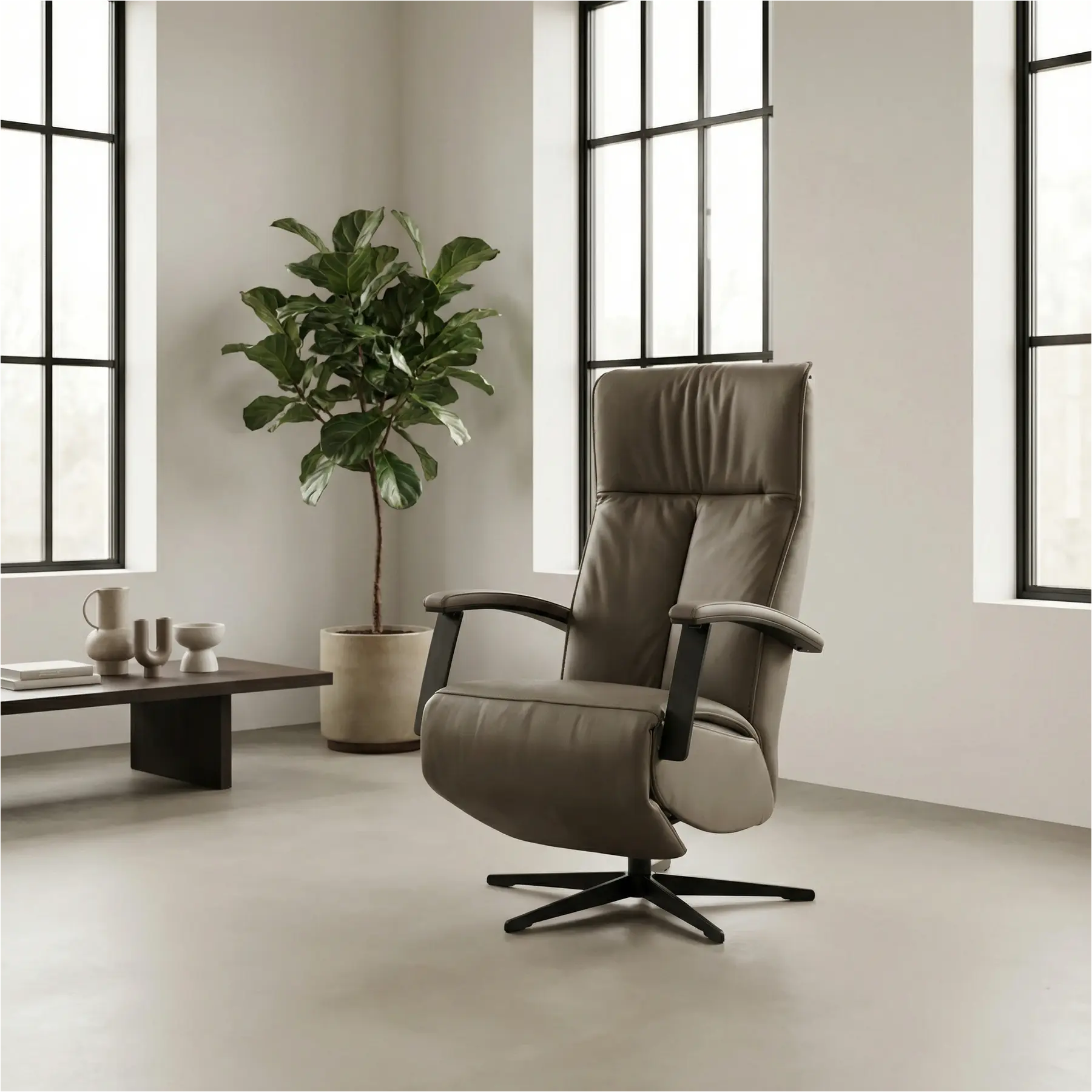 afbeelding van Leren elektrisch relaxfauteuil Pure - Toledo Moss (bruin/groen) - medium - stervoet zwart (slank)